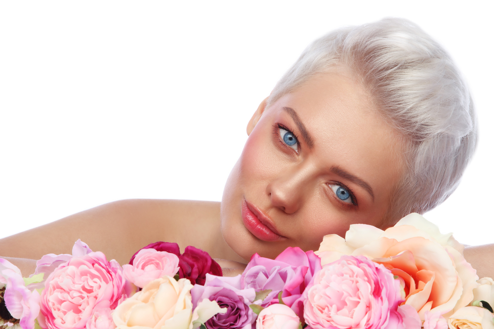 Décoloration des cheveux : ce qu'il faut savoir pour en prendre soin