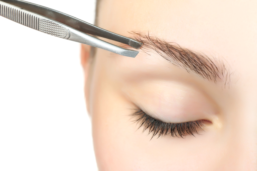 La technique parfaite pour s'épiler à la pince. En quoi consiste-t-elle ?