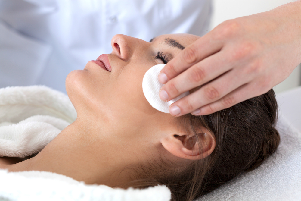 Tous les combien faut-il faire un nettoyage du visage en profondeur ?