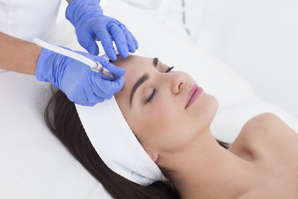 Qu'est-ce que la microdermabrasion ?